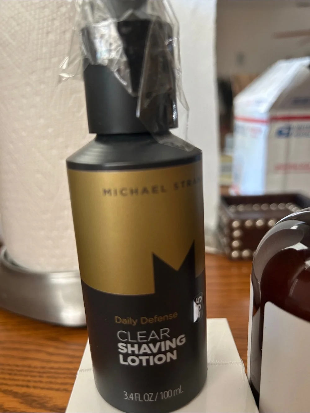 Miracle Repair Protective Leave-In Conditioner — Brown